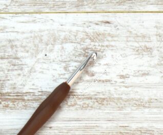 Крючок алюминиевый Maxwell Colors с резиновой ручкой арт.TB.AL-REZ12 Ø 5,5мм/2